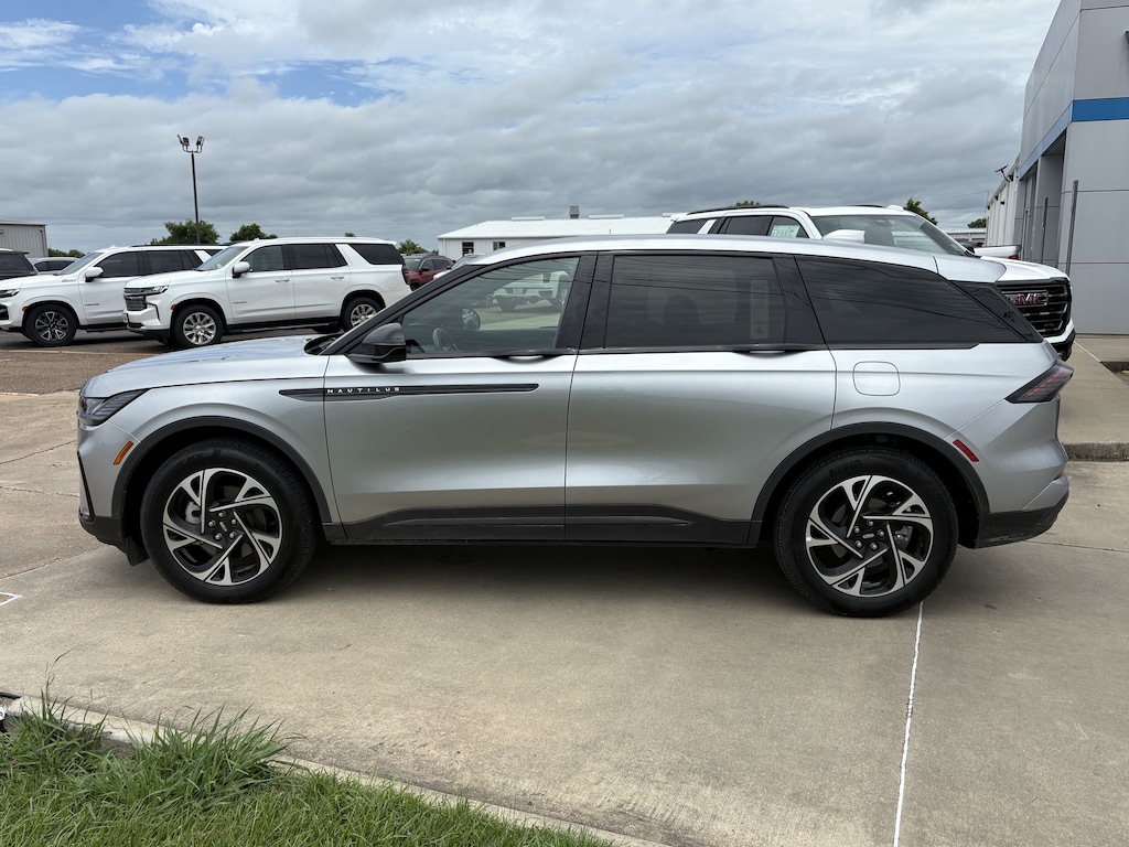 Used 2025 Lincoln Nautilus Premiere SUV