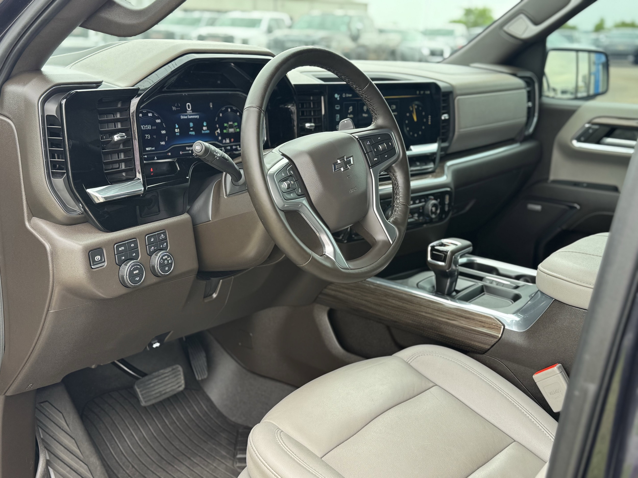 2024 Chevrolet Silverado 1500 LT Trail Boss - Photo 10