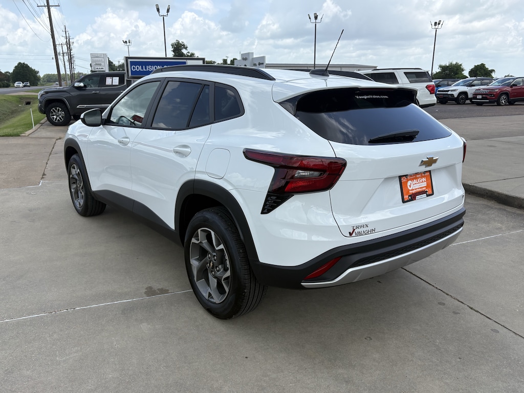 New 2026 Chevrolet Trax LT SUV
