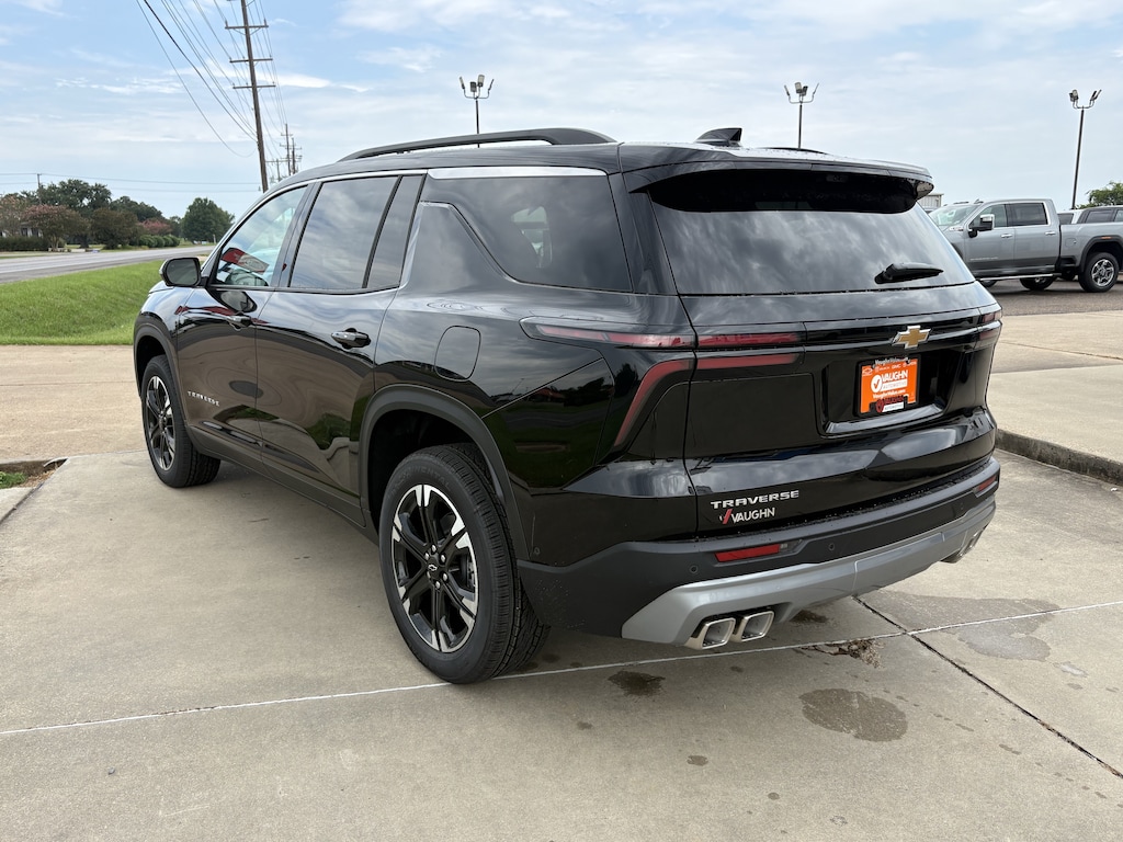 New 2027 Chevrolet Traverse LT SUV