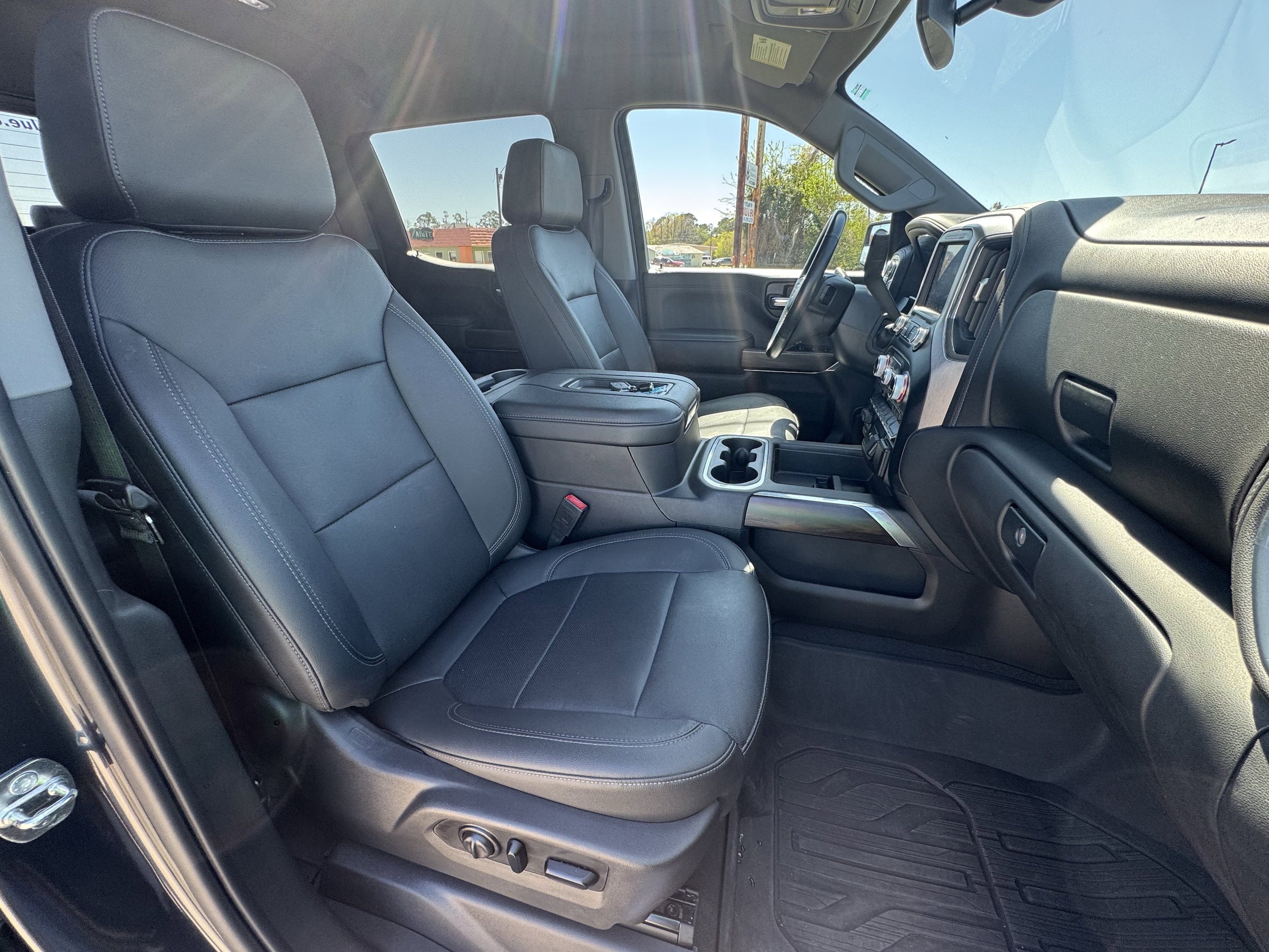 2021 GMC Sierra 1500 SLT - Photo 19