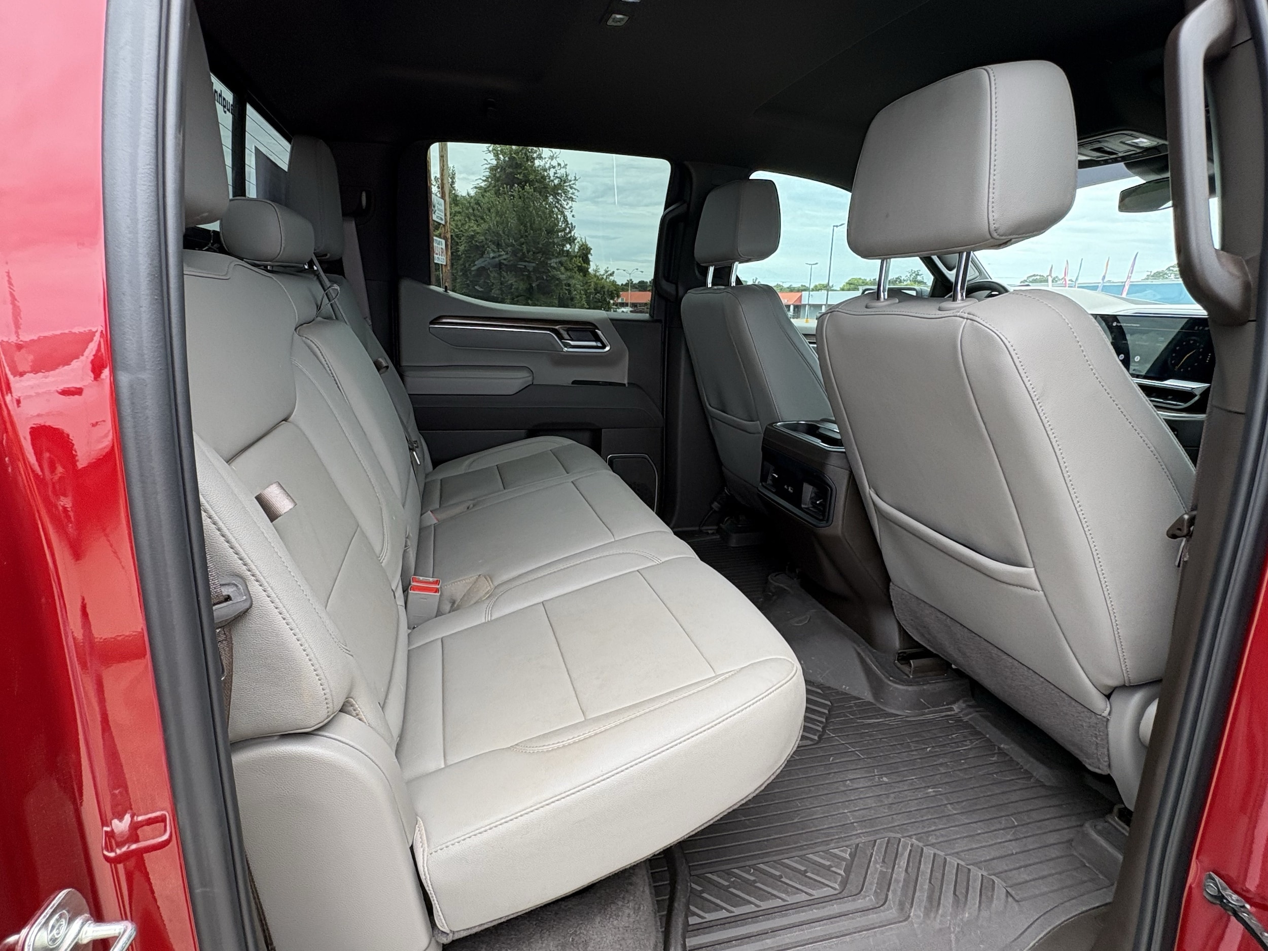 2025 Chevrolet Silverado 1500 LT Trail Boss - Photo 18