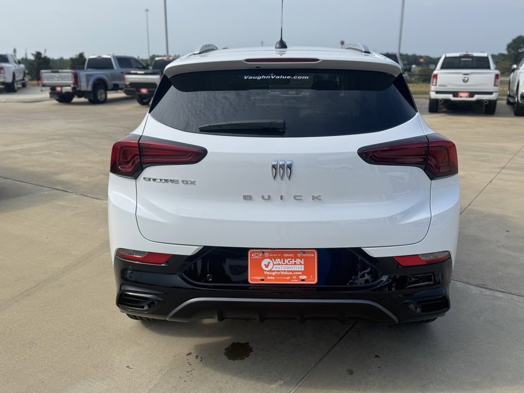 2026 Buick Encore GX Sport Touring photo 2