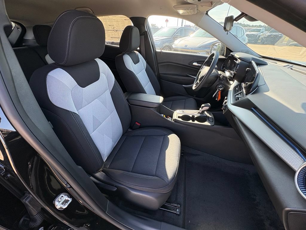2026 Chevrolet Trax LS - Photo 20