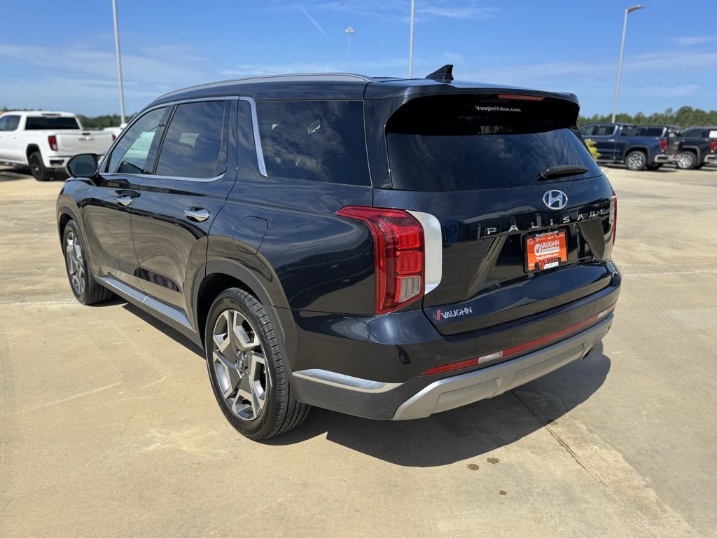 2024 Hyundai Palisade Limited photo 3