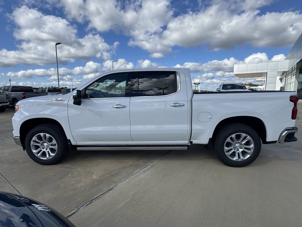 New 2026 Chevrolet Silverado 1500 LTZ Truck