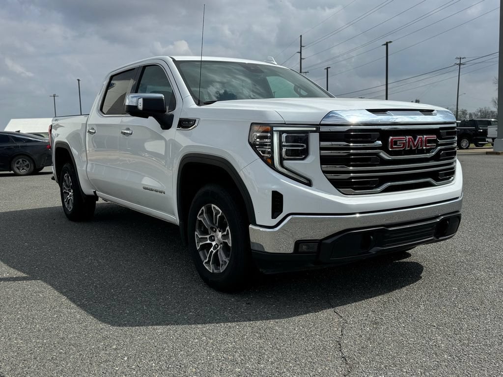 2024 GMC Sierra 1500 SLT - Photo 6