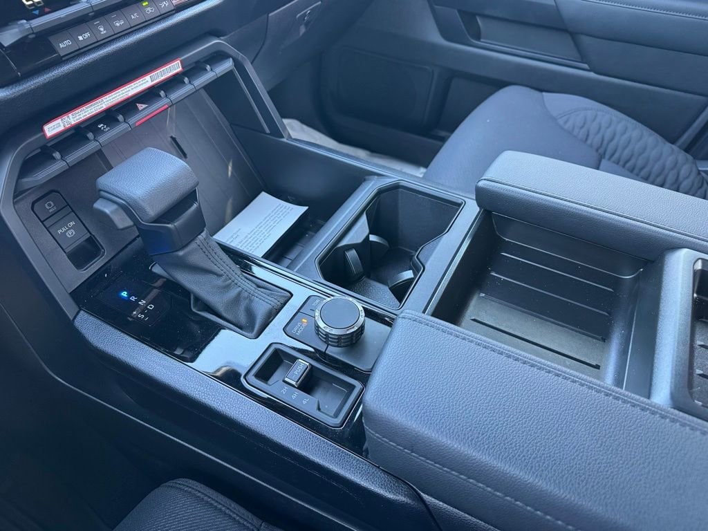 2026 Toyota Tundra SR5 - Photo 22
