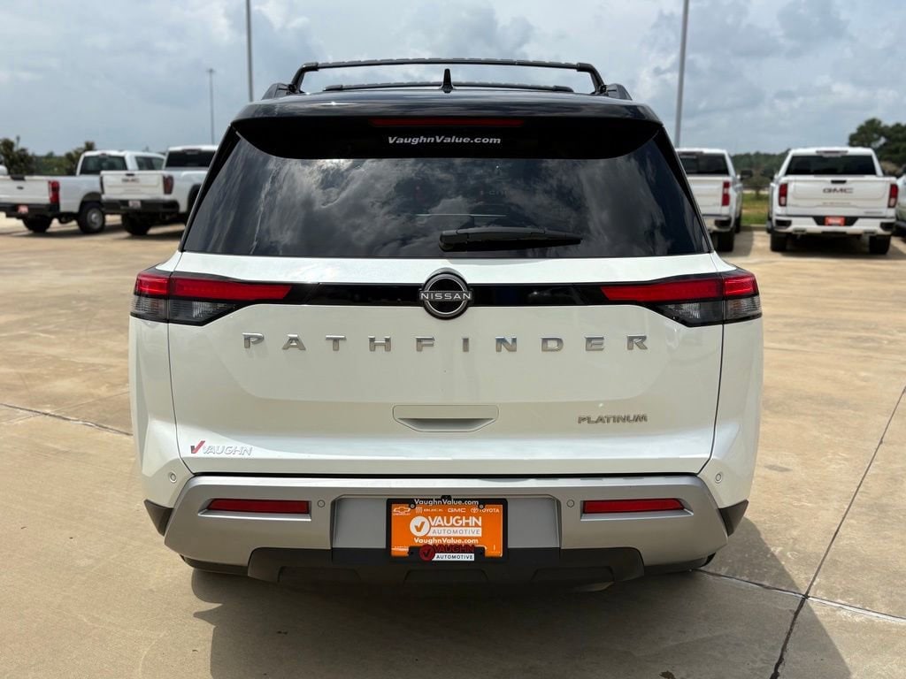 Used 2024 Nissan Pathfinder Platinum SUV
