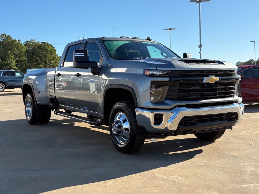 2026 Chevrolet Silverado 3500 HD Work Truck - Photo 6