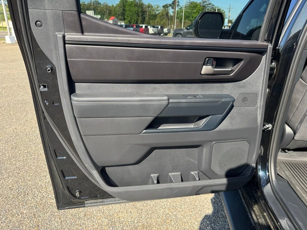 2026 Toyota Tundra SR5 - Photo 13