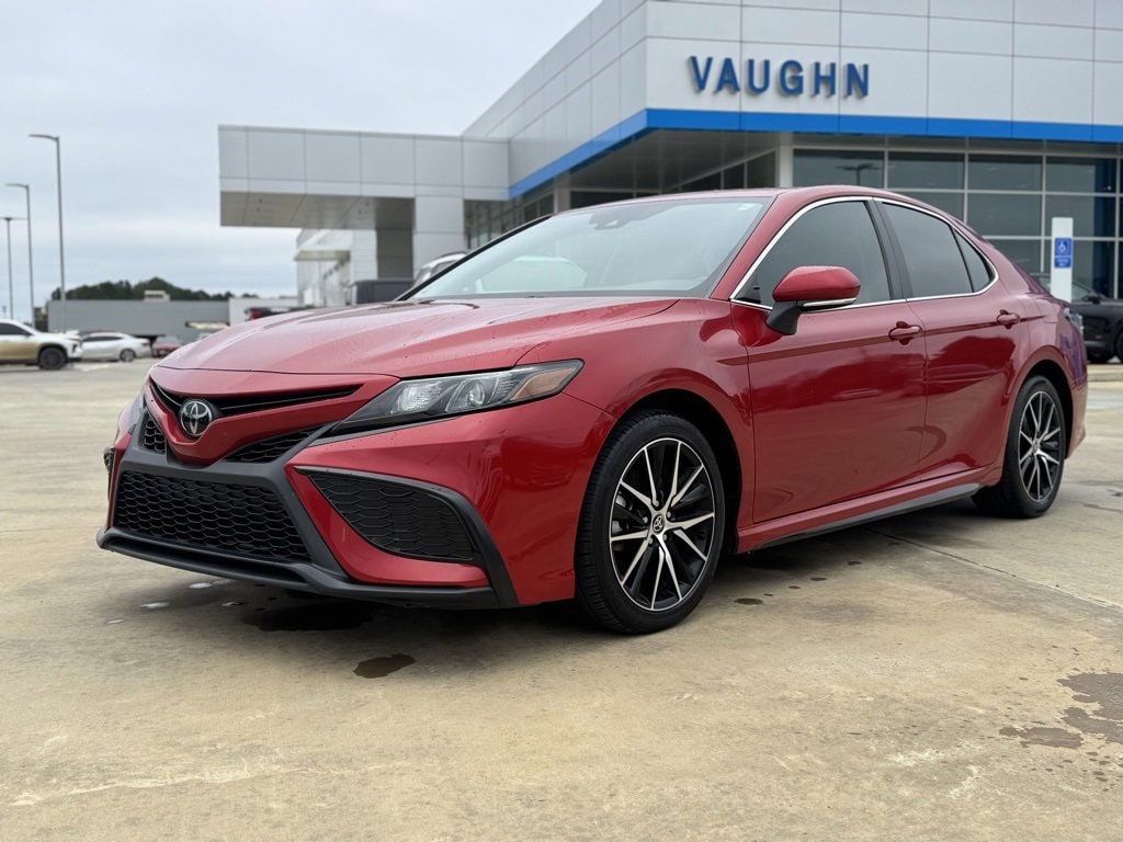 2023 Toyota Camry Sedan 