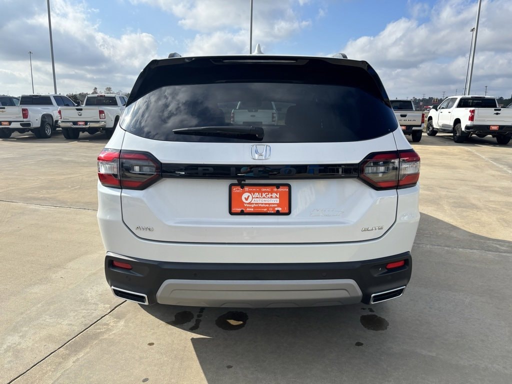 Used 2023 Honda Pilot Elite SUV