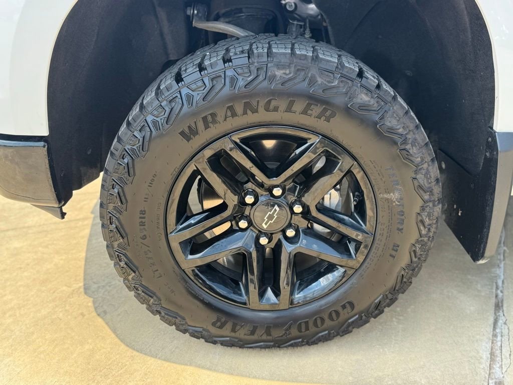 2024 Chevrolet Silverado 1500 LT Trail Boss - Photo 8