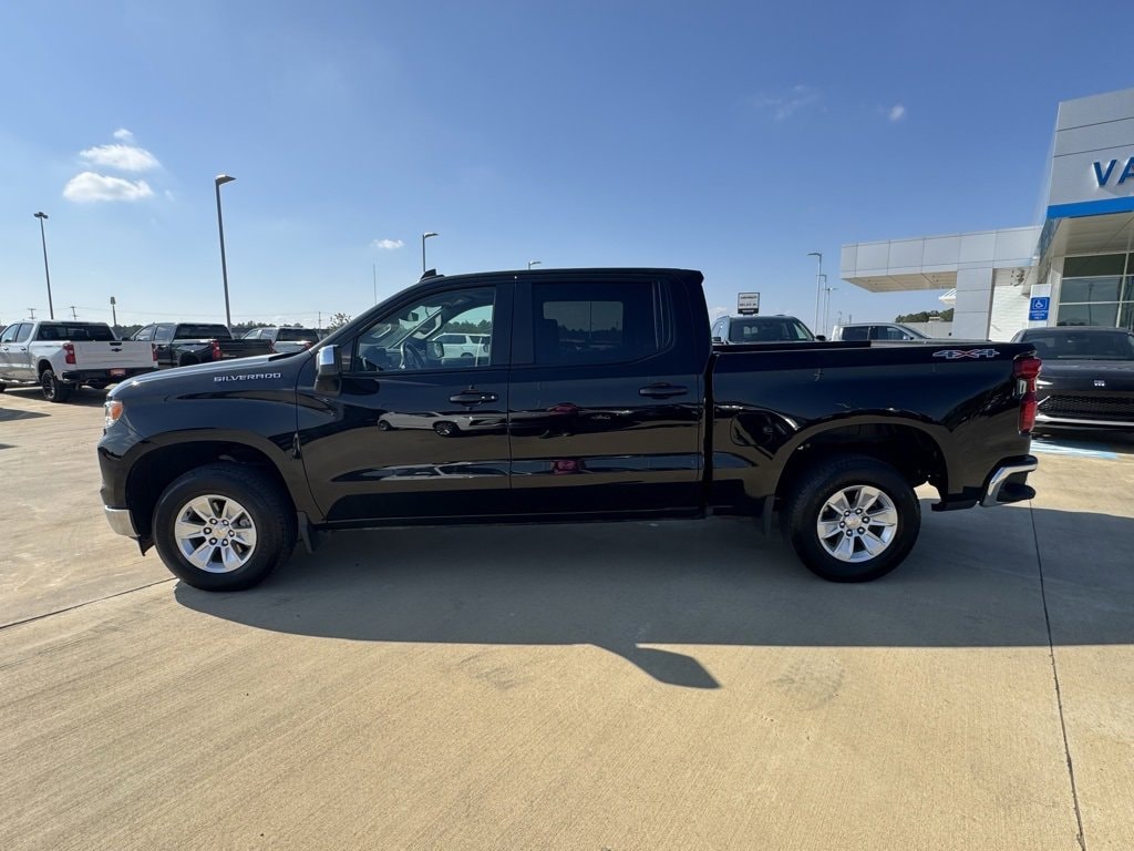 Used 2025 Chevrolet Silverado 1500 LT Truck Crew Cab
