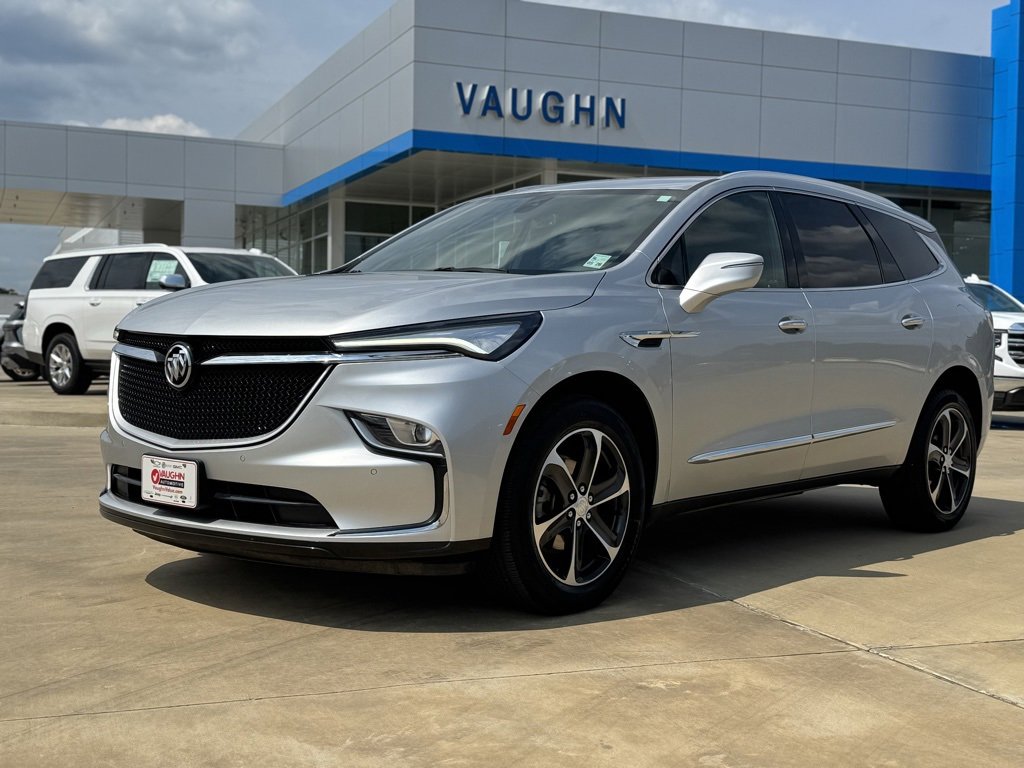 2022 Buick Enclave Essence