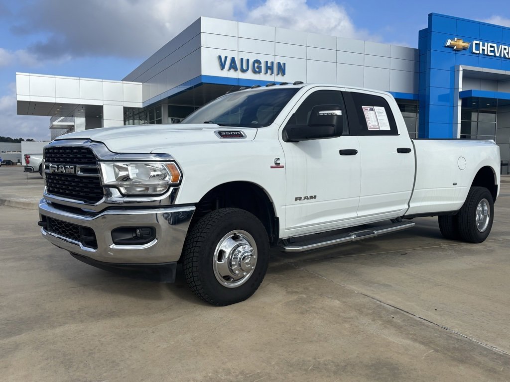 2024 RAM Ram 3500 Pickup Big Horn's photo
