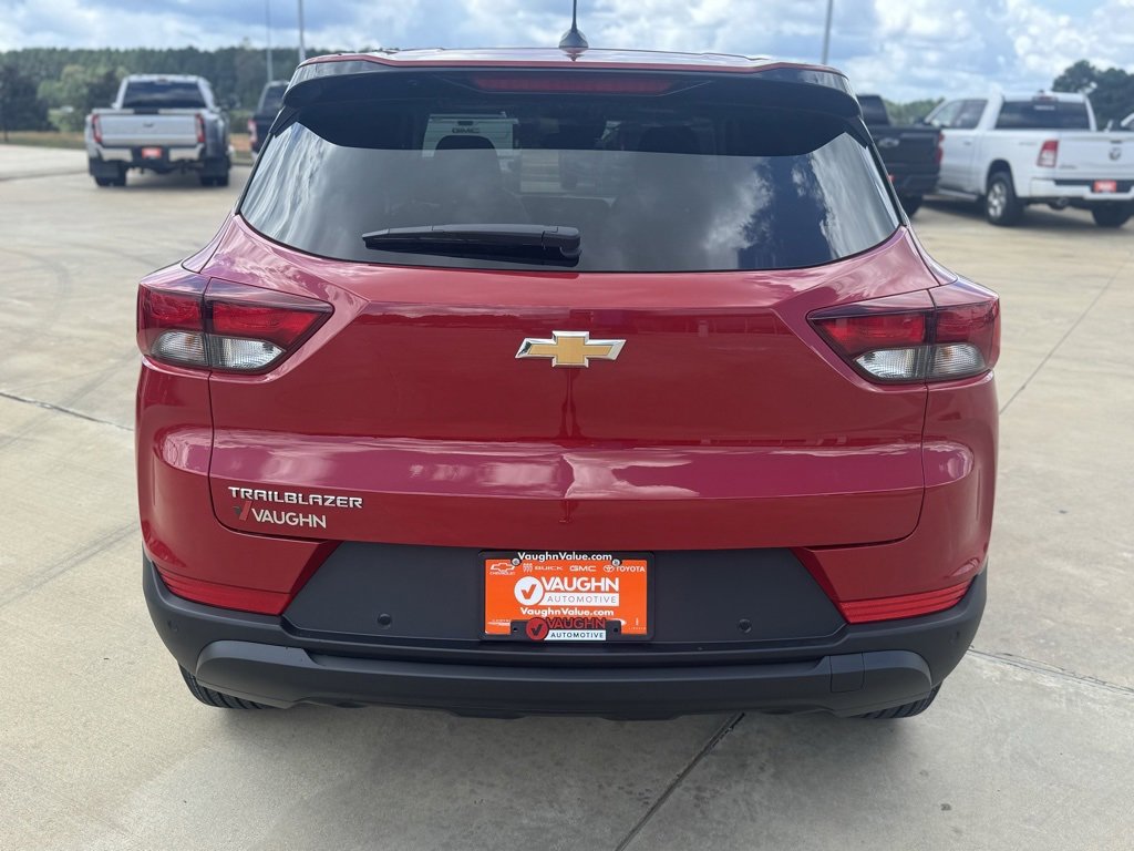 2026 Chevrolet Trailblazer LS photo 4
