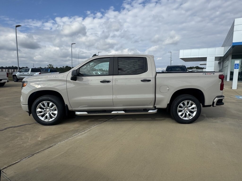 New 2026 Chevrolet Silverado 1500 Custom Truck