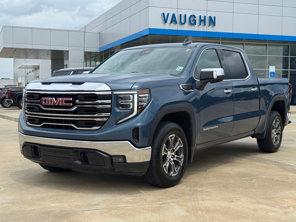 2024 GMC Sierra 2WD Crew Cab Short Box SLT's photo