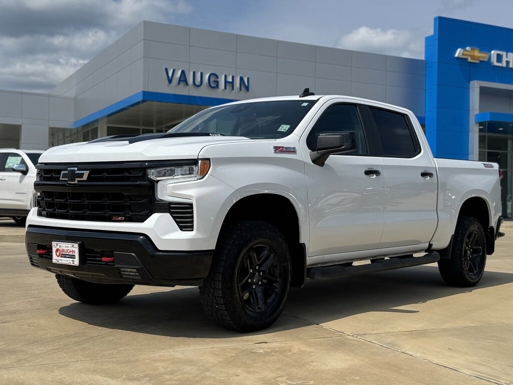 Used 2024 Chevrolet Silverado 1500 LT Trail Boss Truck Crew Cab
