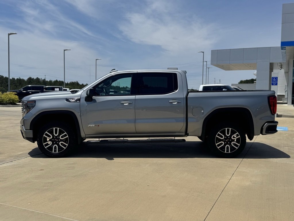 2024 Gmc Sierra 1500 AT4 photo 2