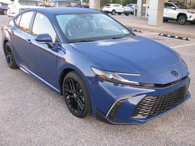 2025 Toyota Camry LE photo 2