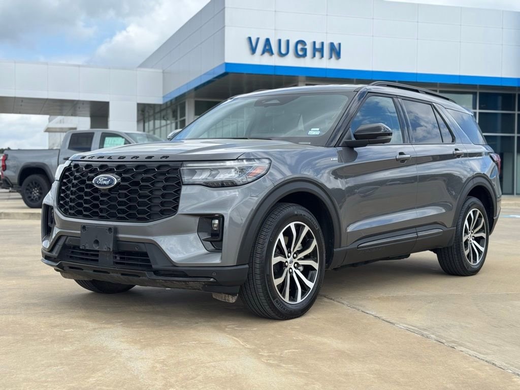2025 Ford Explorer SUV 
