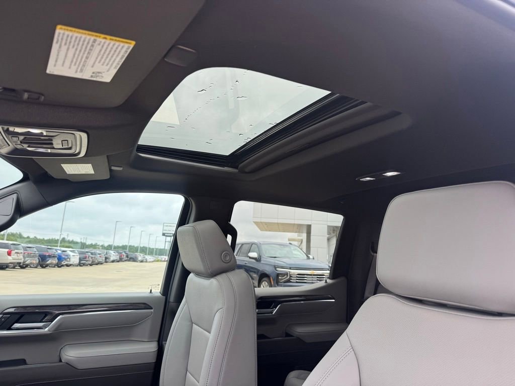 2026 Chevrolet Silverado 1500 LTZ - Photo 11