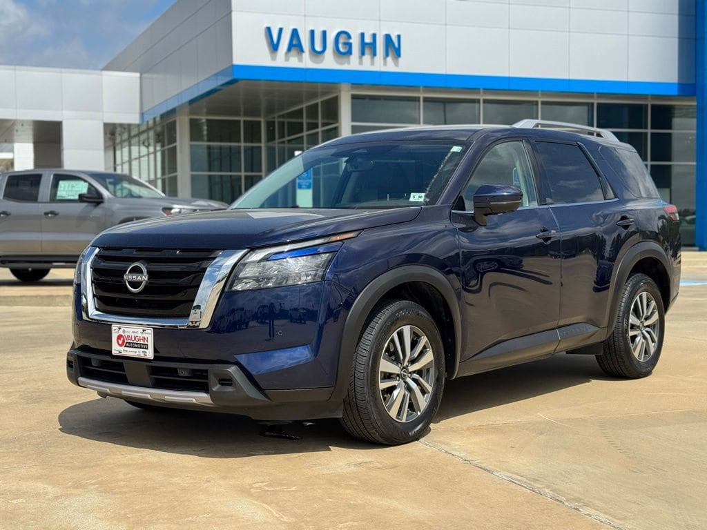 2025 Nissan Pathfinder SL 4WD's photo