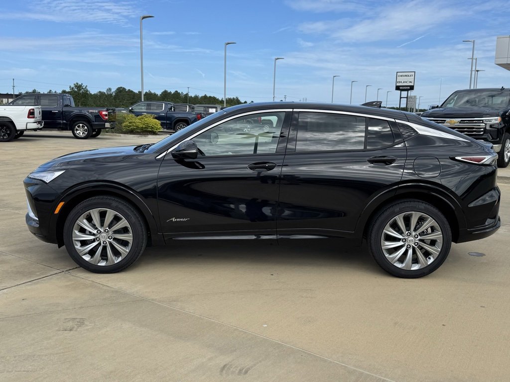 2025 Buick Envista Avenir photo 2