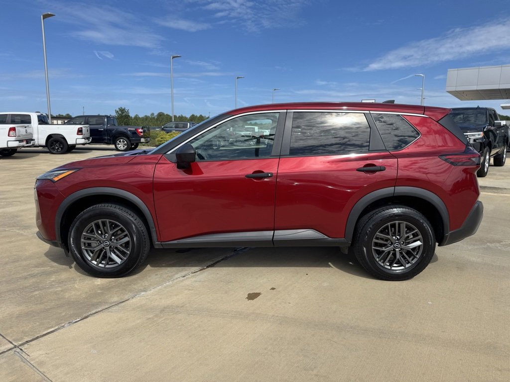 2023 Nissan Rogue S photo 2