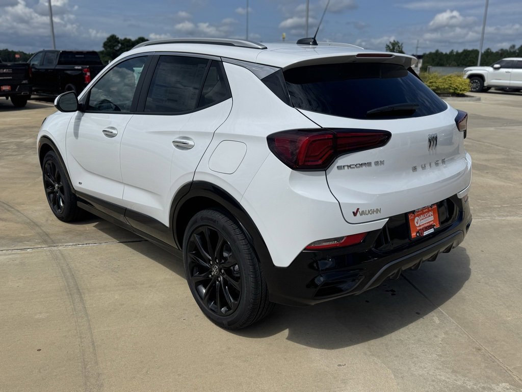 2026 Buick Encore GX Sport Touring photo 3