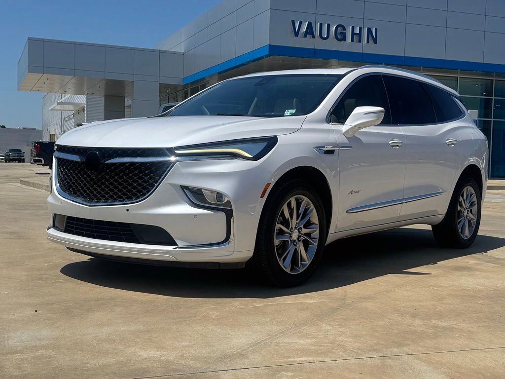 2022 Buick Enclave Avenir's photo