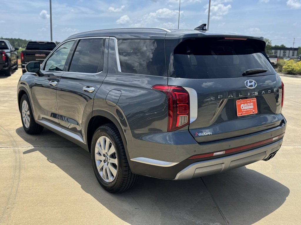 2025 Hyundai Palisade SEL photo 2