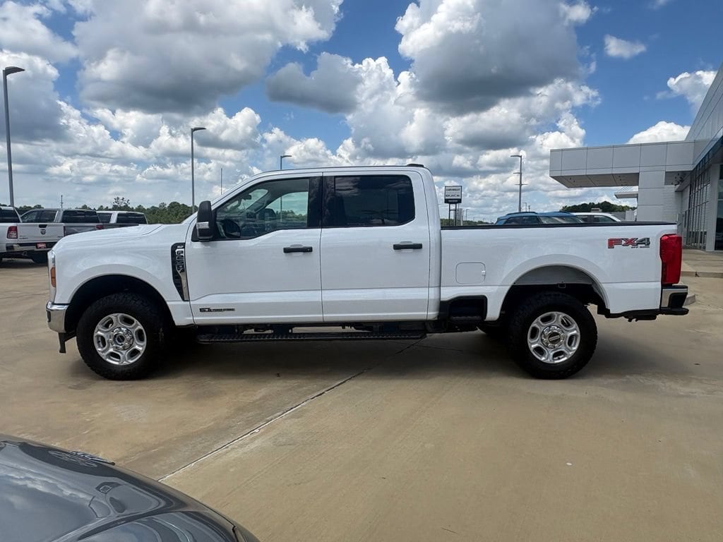 Used 2025 Ford Super Duty F-250 SRW XL Truck Crew Cab