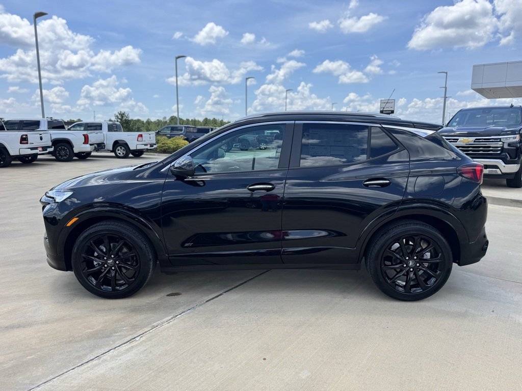 2026 Buick Encore GX Sport Touring photo 2