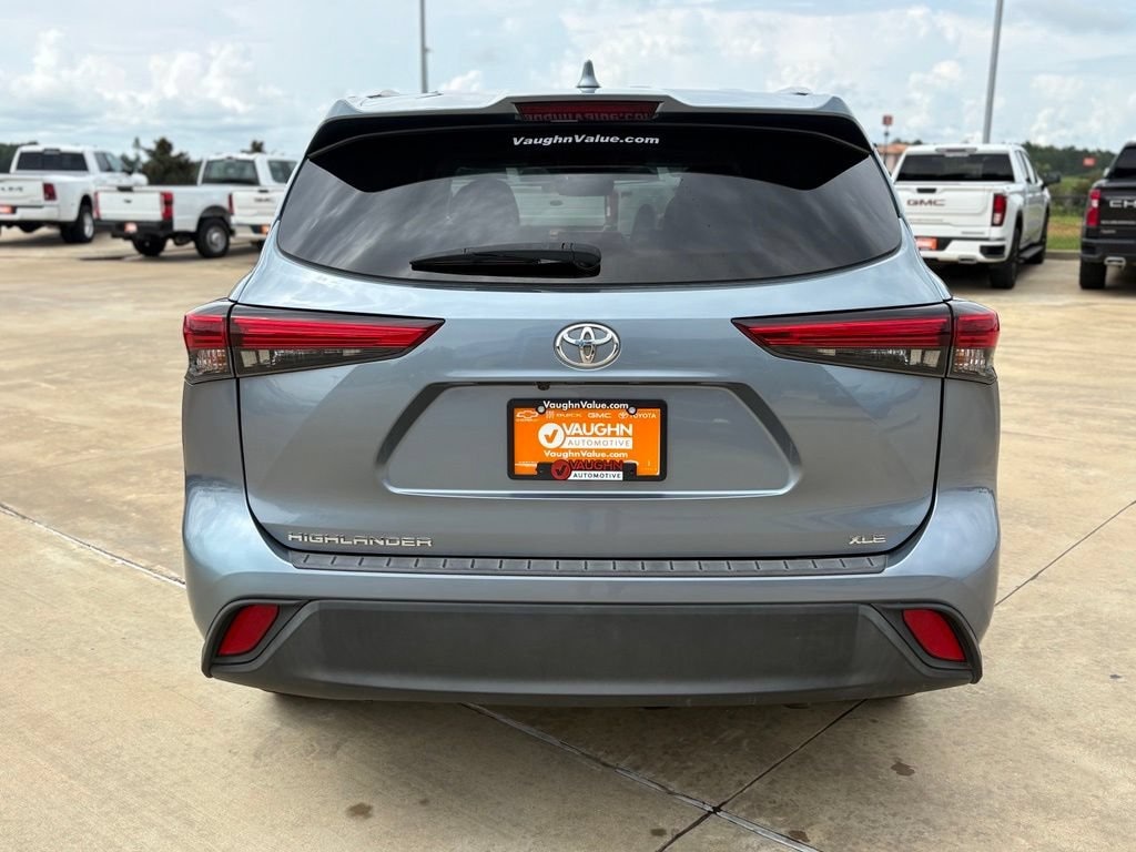 Used 2022 Toyota Highlander XLE SUV