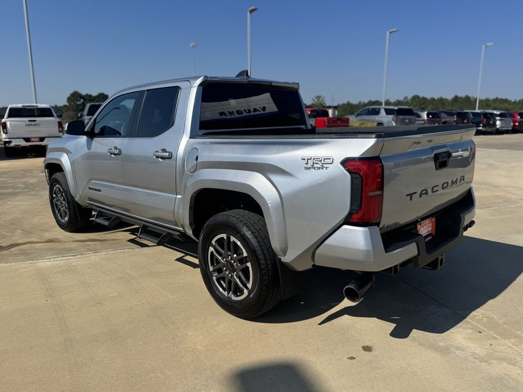 2024 Toyota Tacoma SR5 photo 3