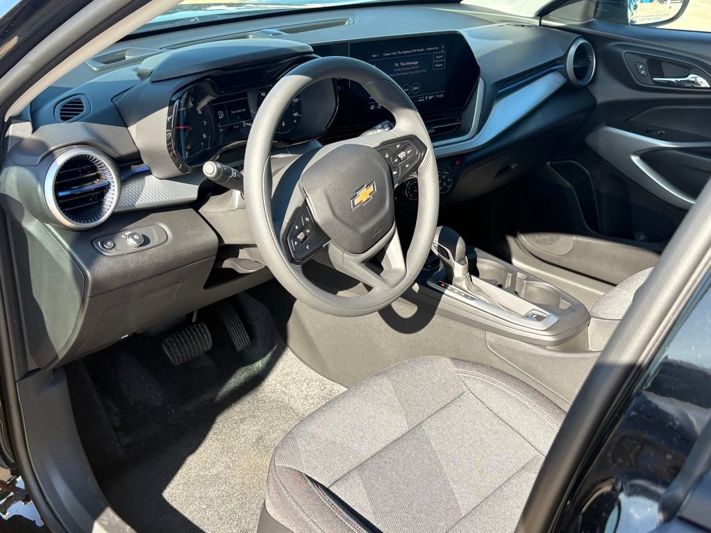 2026 Chevrolet Trax LS - Photo 10