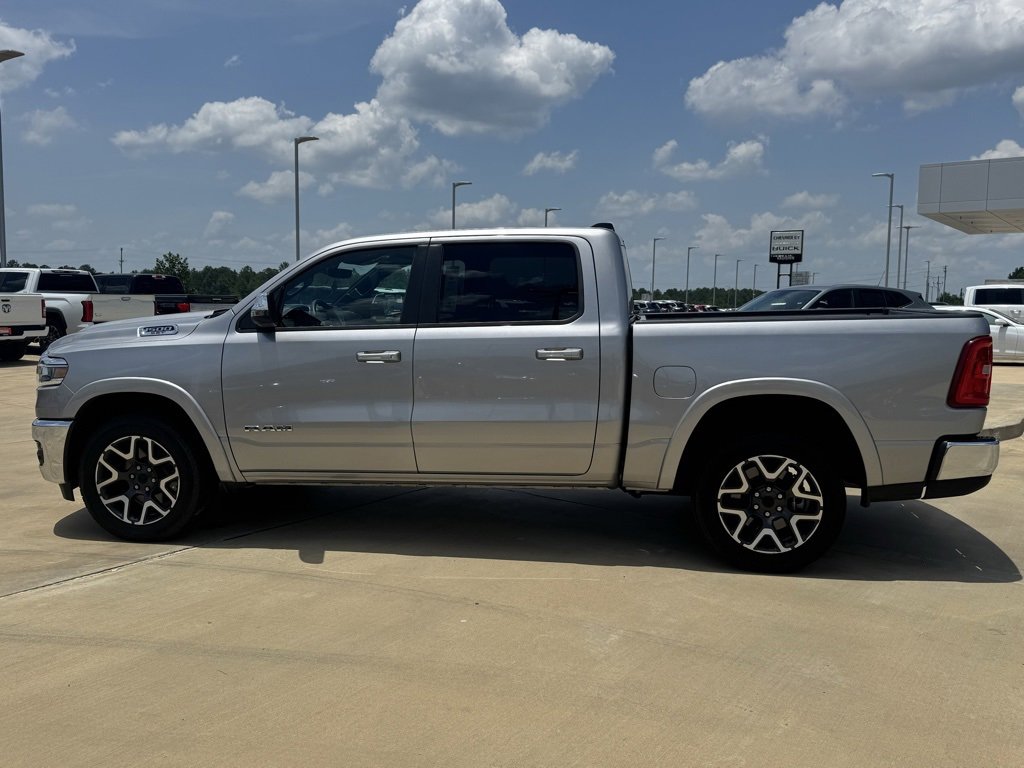 2025 Ram 1500 Laramie photo 2