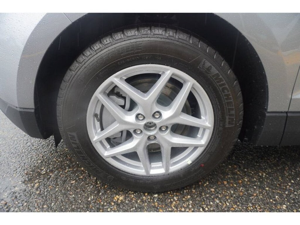 Used 2024 Ford Edge SE SUV