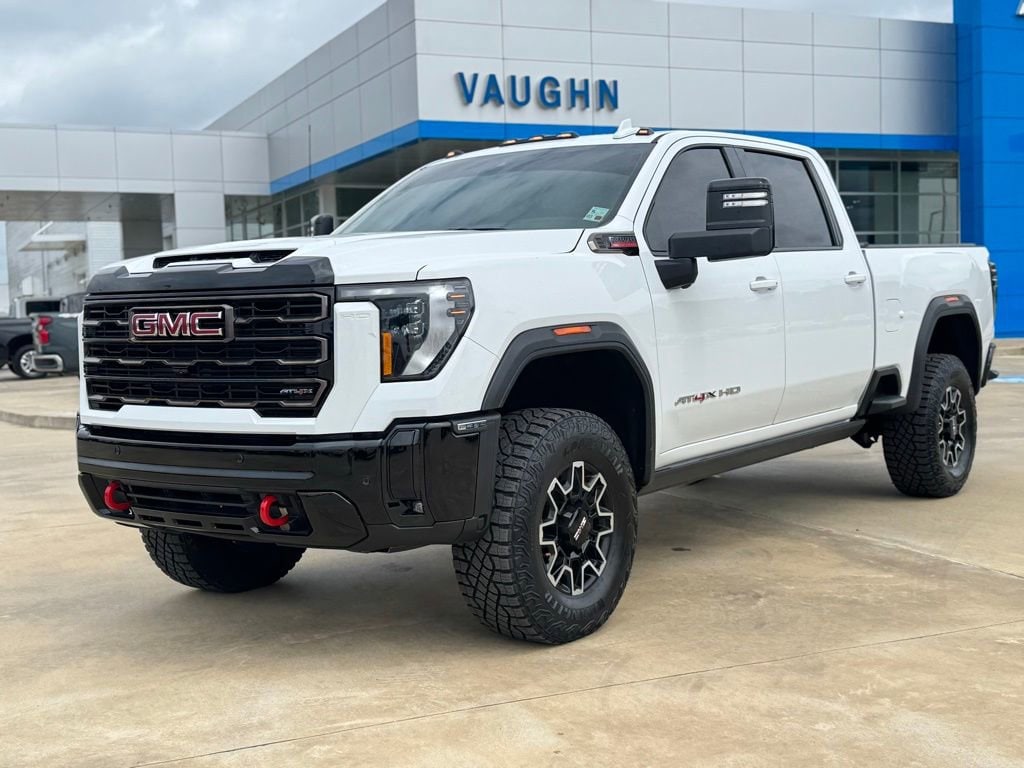 2025 GMC Sierra 4WD Crew Cab Standard Box AT4X's photo