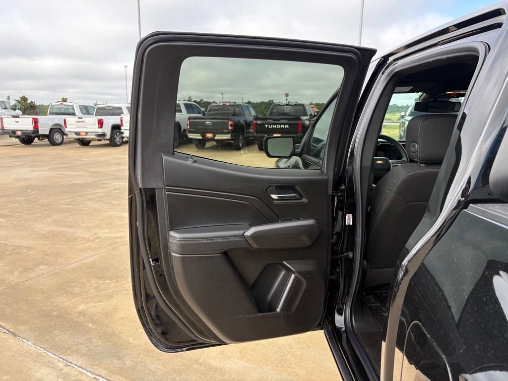 2026 Chevrolet Colorado LT - Photo 15