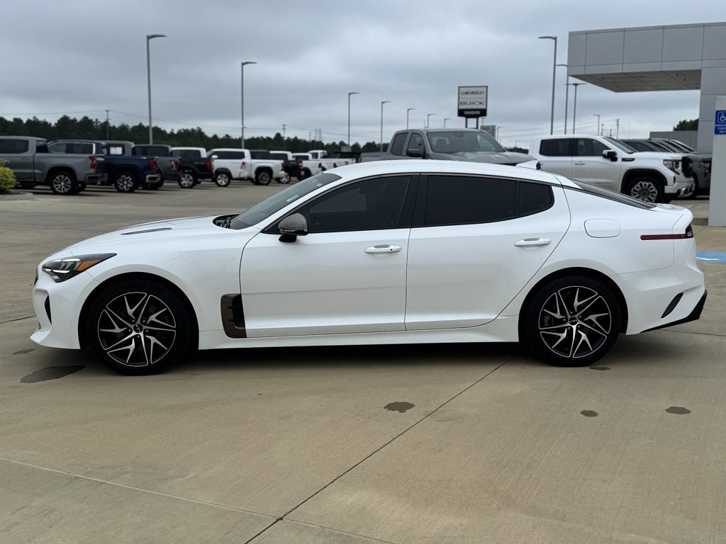 2023 Kia Stinger GT-Line photo 2