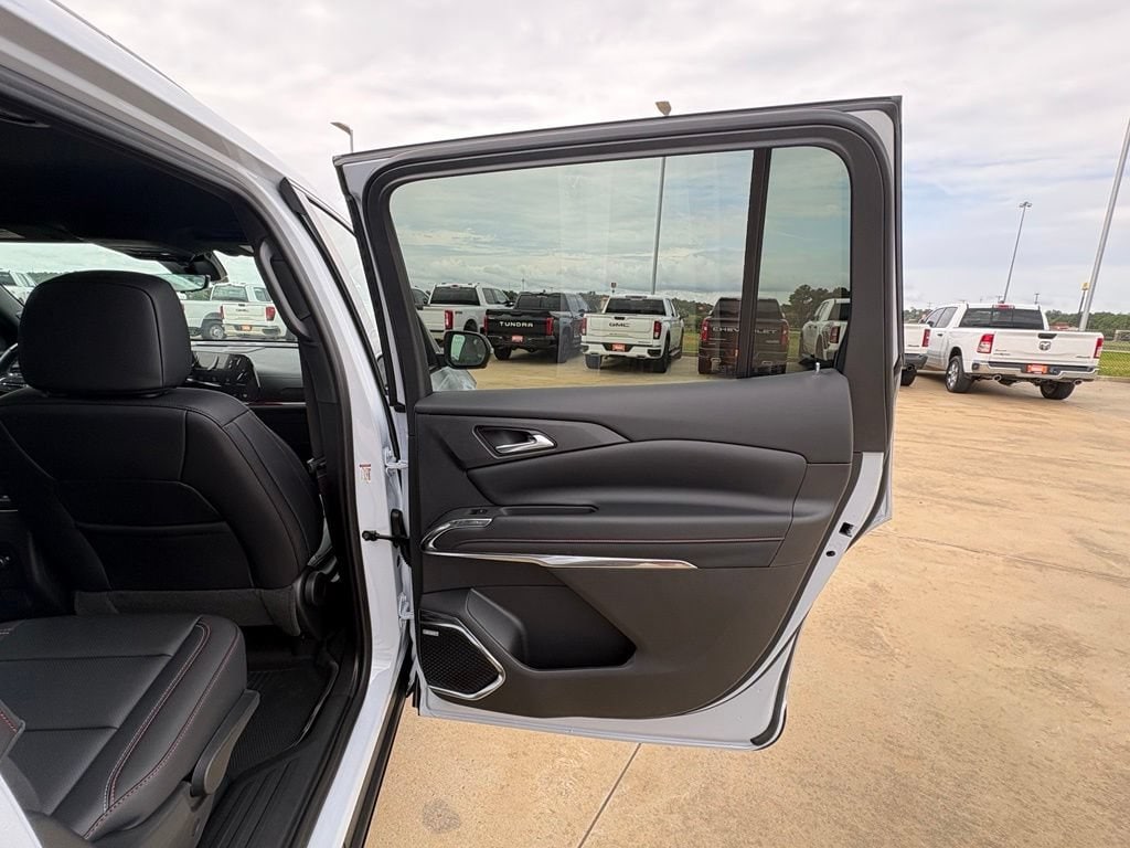2026 Chevrolet Traverse Z71 - Photo 21