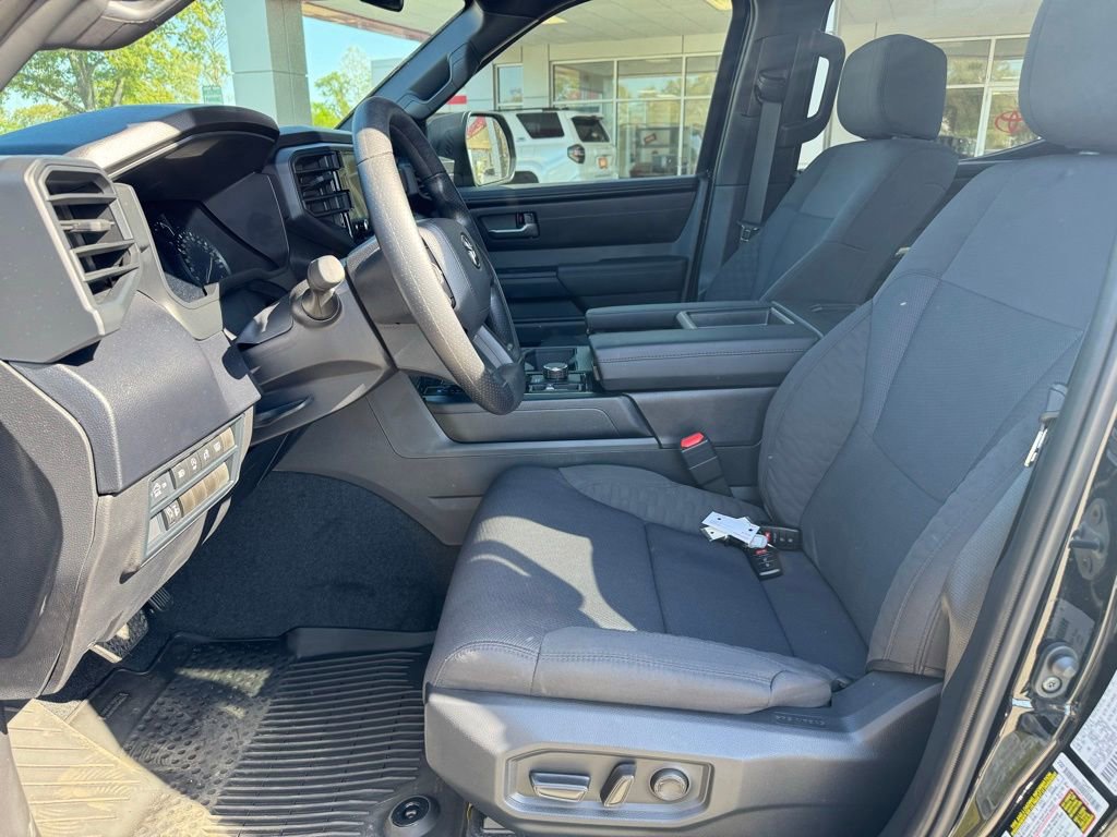 2026 Toyota Tundra SR5 - Photo 17