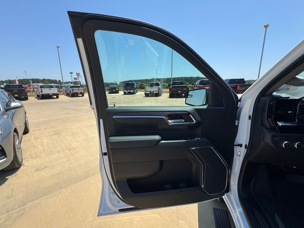 2024 GMC Sierra 1500 Elevation - Photo 10