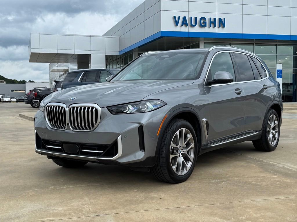 2026 BMW X5 sDrive40i's photo