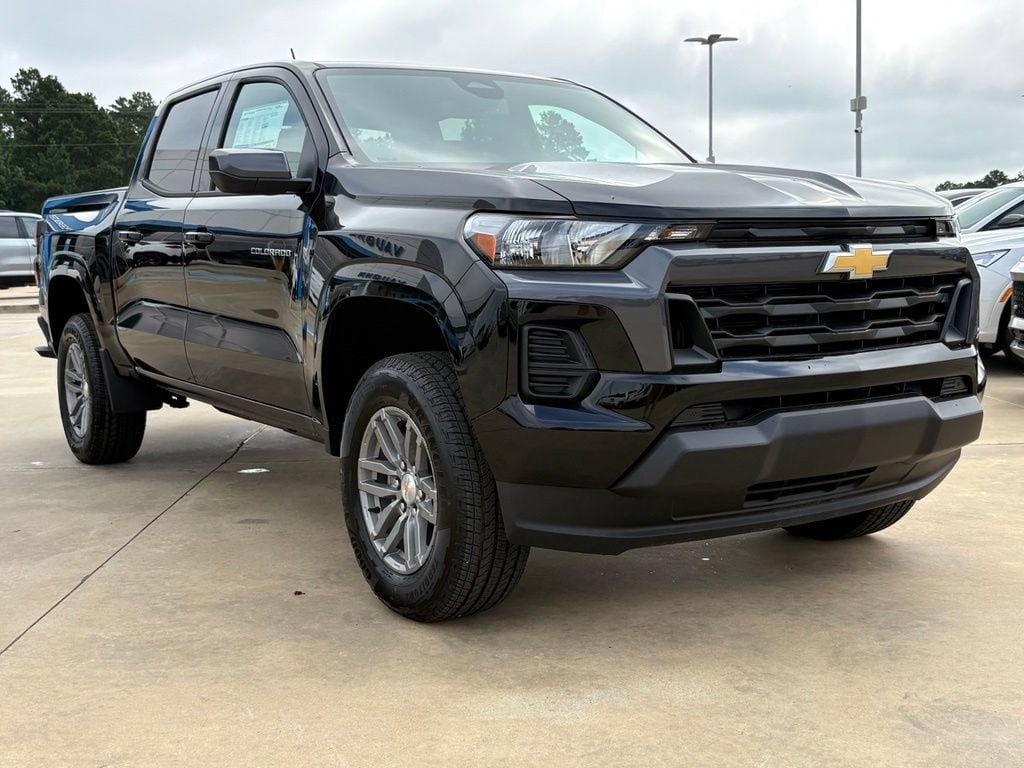 2026 Chevrolet Colorado LT - Photo 6